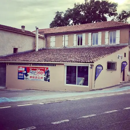 Photo publiée sur la fiche Google de Azur Siège France – Sièges Poids Lourds, Agricoles & TP, Salernes