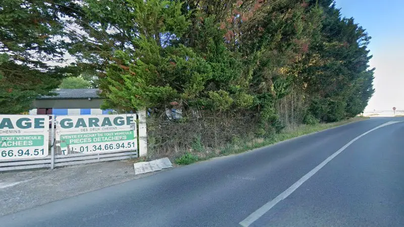 Vue de la rue devant Garage Des Deux-Chemins, Génicourt