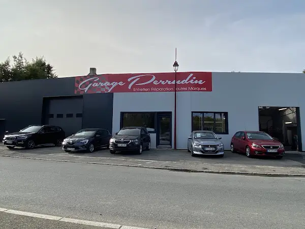 Photo publiée sur la fiche Google de Garage Perrudin, Châteauneuf-d'Ille-et-Vilaine