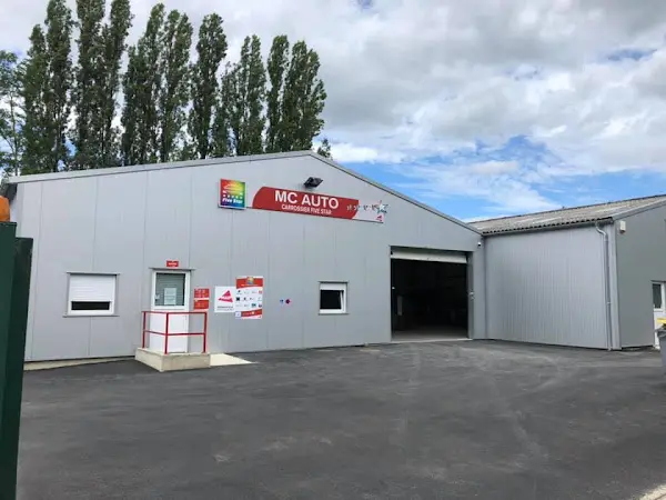 Photo publiée sur la fiche Google de CARROSSERIE BARBERA, Le Creusot