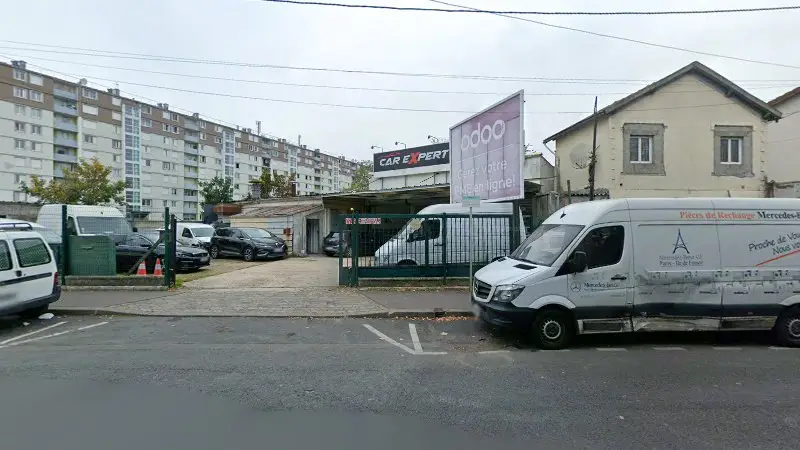 Vue de la rue devant A2z Carrosserie, Épinay-sur-Seine