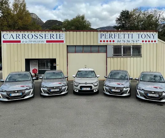 Photo publiée sur la fiche Google de Carrosserie de la Tivollière, Voreppe