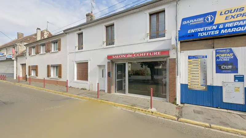 Vue de la rue devant GARAGE PREMIER - LOUIS AUTO EXPRESS, Sacy-le-Grand