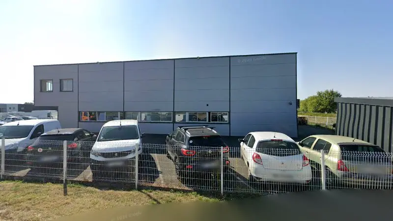 Vue de la rue devant Aquipas - Groupe Franc Diesel, Trélissac