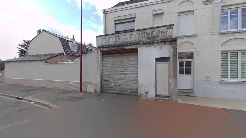 Vue de la rue devant Garage Des Flandres, Hazebrouck