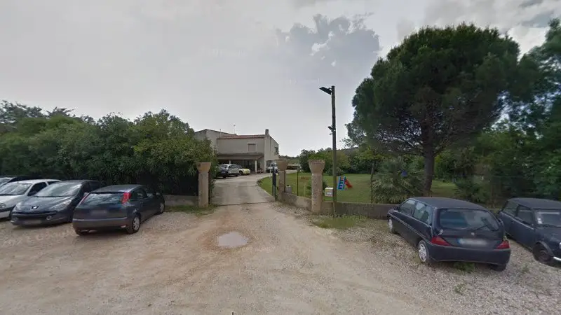 Vue de la rue devant Garage Christian ANGLADE, Villeneuve-lès-Maguelone