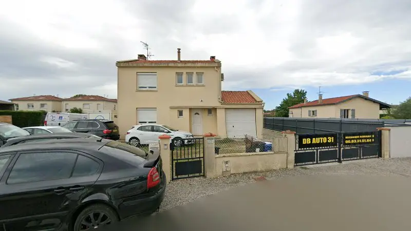 Vue de la rue devant DB AUTO 31, Gagnac-sur-Garonne