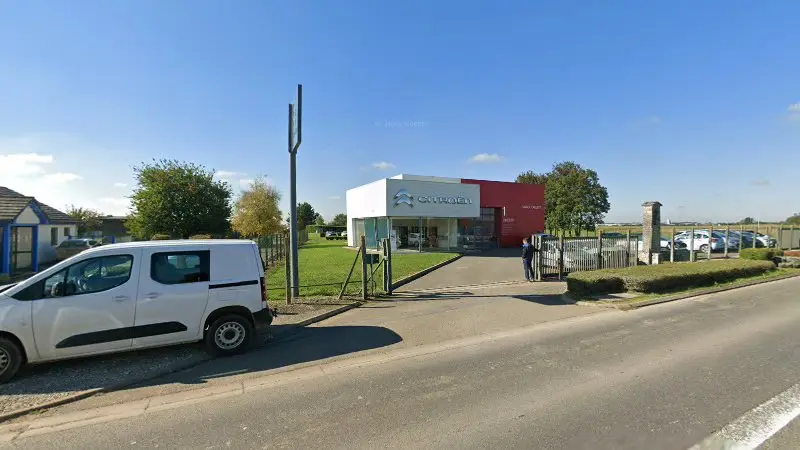 Vue de la rue devant EURL CAILLETTE - Citroën, Janville-en-Beauce