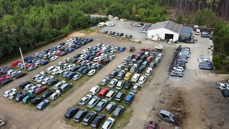 Photo publiée sur la fiche Google de Casse Auto Mancelle - Centre V.H.U. agréé - Ventes pièces d'occasions toutes marques - Achat véhicules, Changé
