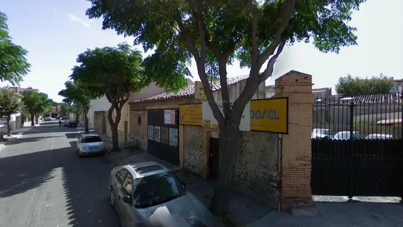Vue de la rue devant S.A.S. Garage Choquet, Rivesaltes