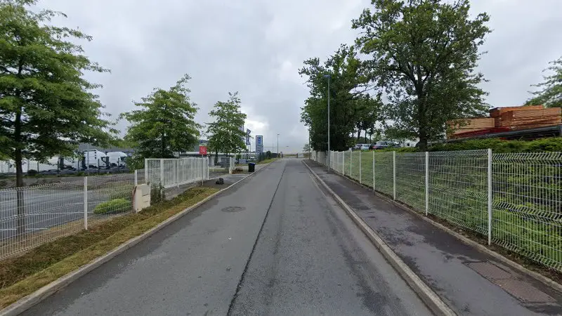 Vue de la rue devant Amelin-Patouillère, Saint-Nazaire