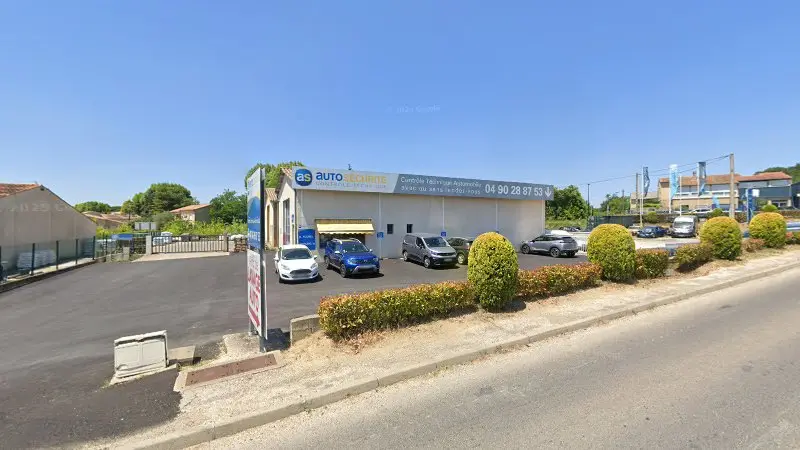 Vue de la rue devant AS Autosécurité Contrôle Technique VAISON LA ROMAINE, Vaison-la-Romaine