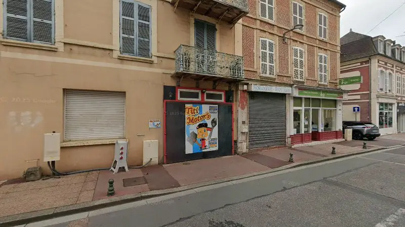 Vue de la rue devant Mouchel Alann, Trouville-sur-Mer