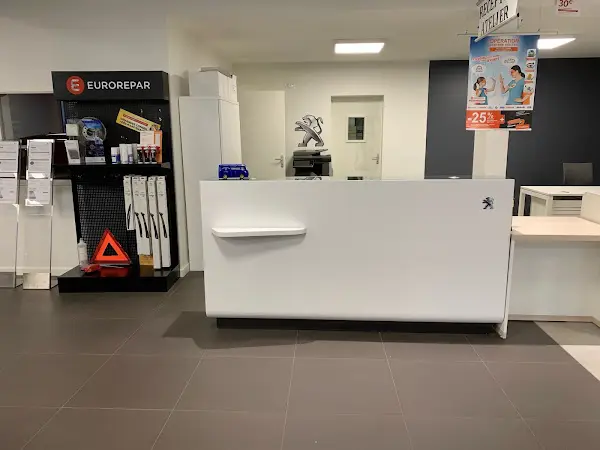 Photo publiée sur la fiche Google de Garage du Centre - Peugeot, Chartres-de-Bretagne