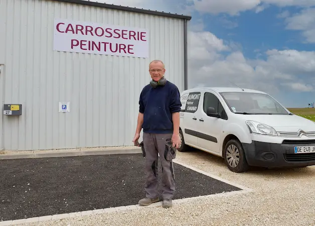 Photo publiée sur la fiche Google de Sasu Aumont Carrosserie Peinture, Chaunay