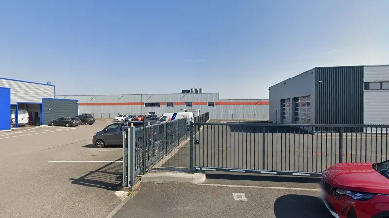 Vue de la rue devant AD CARROSSERIE ET GARAGE EXPERT SARREBOURGEOISE, Sarrebourg