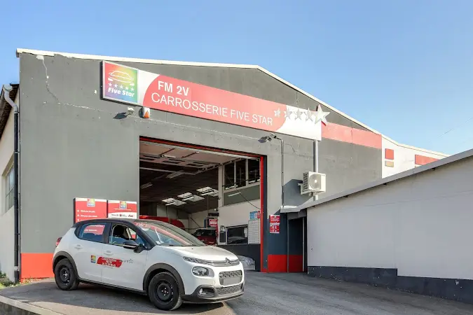Photo publiée sur la fiche Google de FM-2V CARROSSERIE, Saint-Genis-Laval