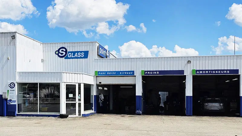 Photo publiée sur la fiche Google de Centre pare-brise S Glass Houtaud, Houtaud