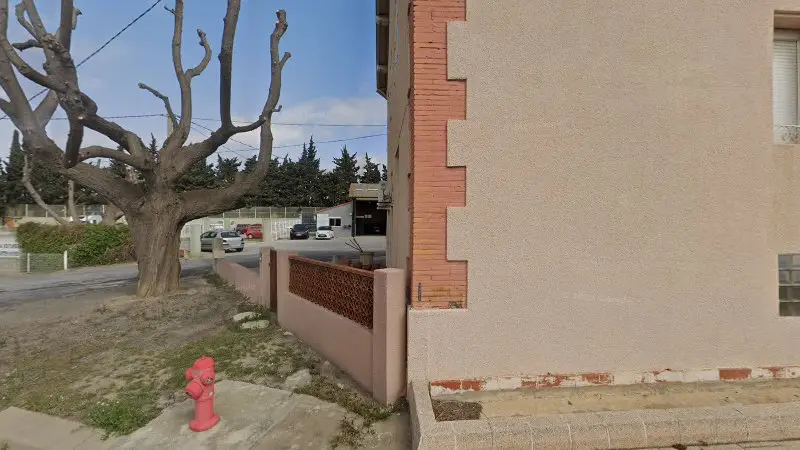 Vue de la rue devant Pascot Jean-Louis, Torreilles