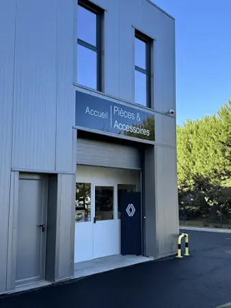 Photo publiée sur la fiche Google de Magasin Pièces de Rechange et Accessoires Renault Côte d'Argent, La Teste-de-Buch