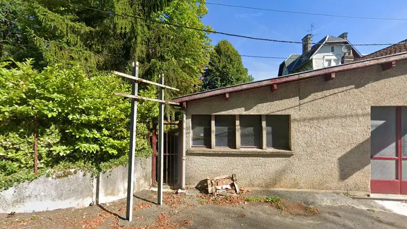 Vue de la rue devant Chaussat Manuel, Coulounieix-Chamiers