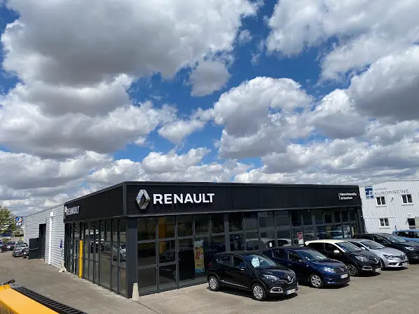 Photo publiée sur la fiche Google de Automobiles du Rond Point - RENAULT / DACIA, Conches-en-Ouche