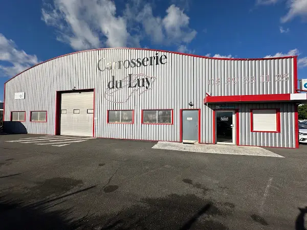 Photo publiée sur la fiche Google de Carrosserie du Luy, Sauvagnon