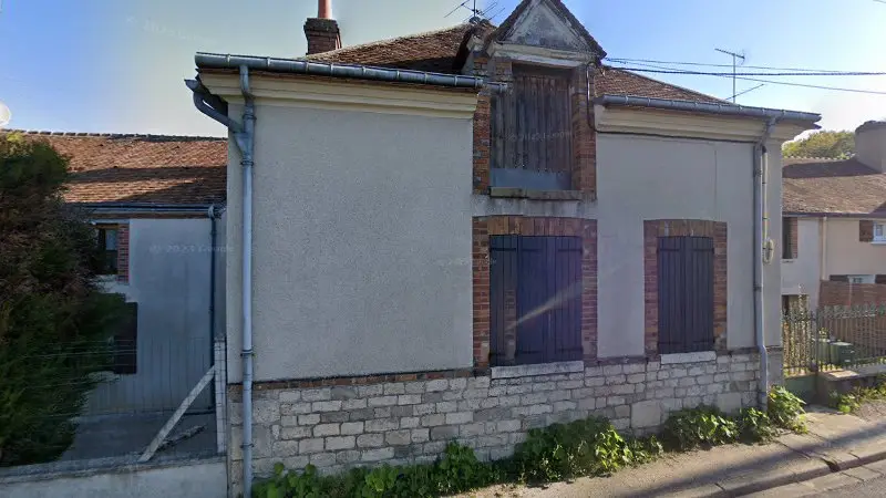 Vue de la rue devant Boisgibault Christian, Fontenay-sur-Loing