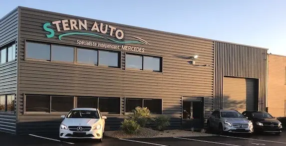 Photo publiée sur la fiche Google de STERNAUTO SPÉCIALISTE INDÉPENDANT MERCEDES VENTE & ATELIER, Salles-sur-Mer