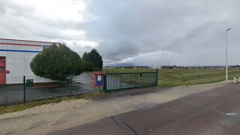 Vue de la rue devant Centre De Contrôle Auto Troyes Sud, Rosières-près-Troyes