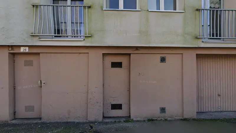 Vue de la rue devant Fauvet Gregory Mickael Julien, Le Chambon-Feugerolles