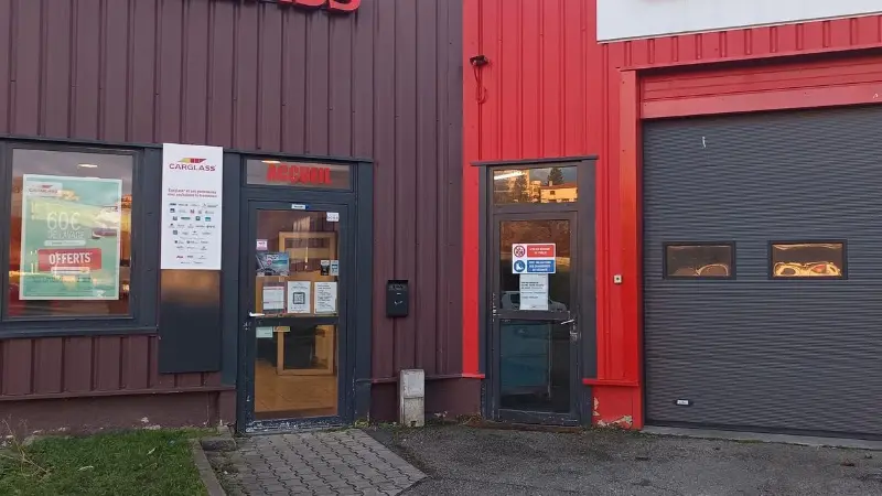 Photo publiée sur la fiche Google de CARGLASS Pare-Brise St Jean Bonnefonds, Saint-Jean-Bonnefonds