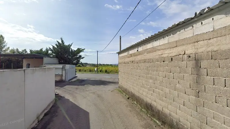 Vue de la rue devant SARL DAR, Méjannes-lès-Alès