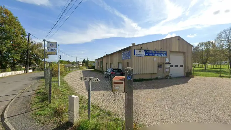 Vue de la rue devant AS Autosécurité Contrôle Technique LES QUATRE ROUTES DU LOT, Le Vignon-en-Quercy