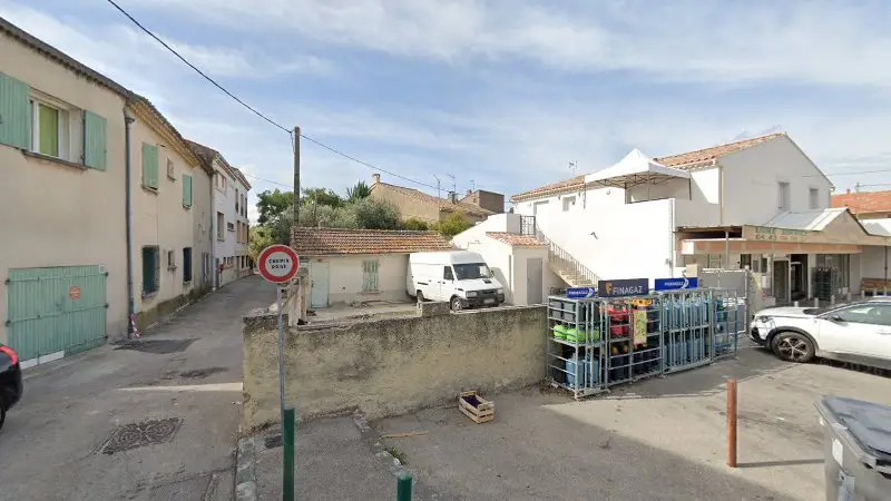 Vue de la rue devant Silub France - Additifs, Berre-l'Étang