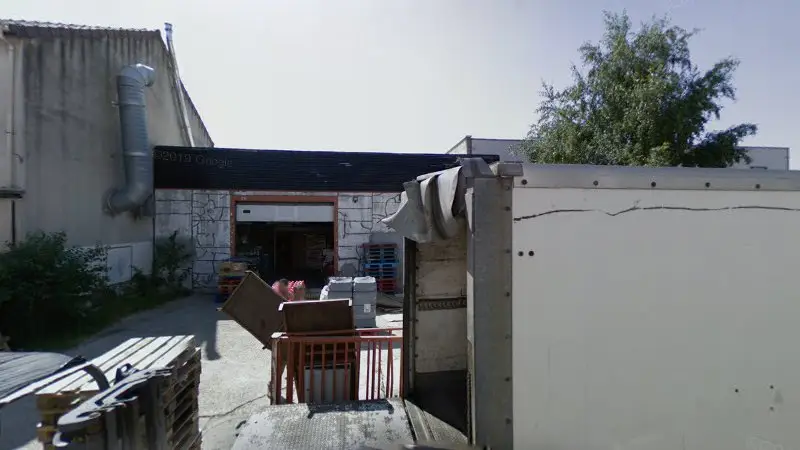 Vue de la rue devant Body car 93, Tremblay-en-France