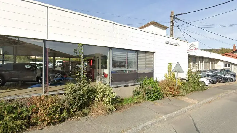 Vue de la rue devant GARAGE DE L'ARGENTIERE - Citroën, Saint-Genis-l'Argentière