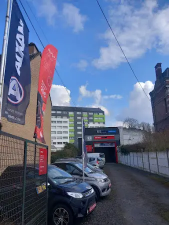 Photo publiée sur la fiche Google de Carrosserie Locoge - Motrio - Voitures et voitures sans permis (Distributeur Aixam), Saint-Amand-les-Eaux