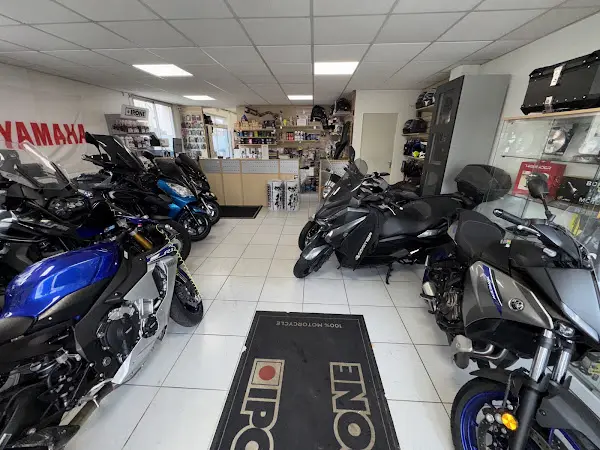 Photo publiée sur la fiche Google de L.B MOTORS SENART - Garage moto / scooter / 2 roues, Savigny-le-Temple