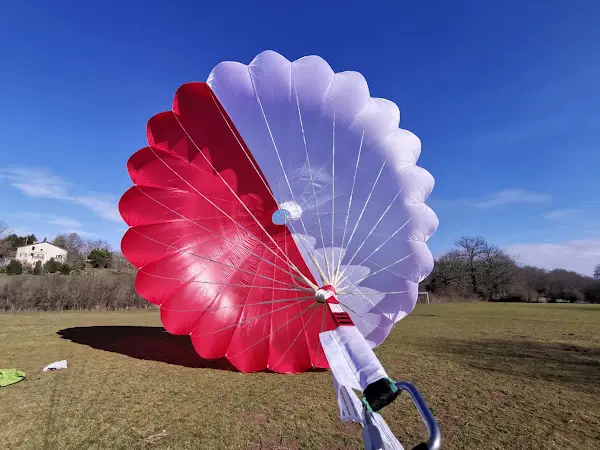 Photo publiée sur la fiche Google de Atelier Aveyron Parapente, Causse-et-Diège