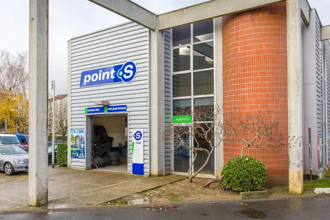 Photo publiée sur la fiche Google de Point S (Teknik Motor Sport) - Garage automobile à Evry, Évry-Courcouronnes