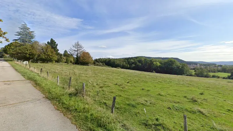Vue de la rue devant France Pare-Brise - Chez Euromaster, Bruyères