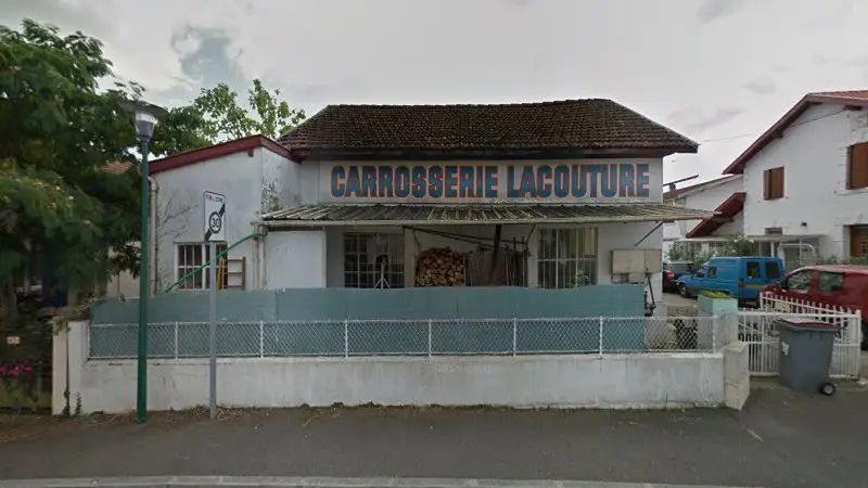 Vue de la rue devant Lacouture Sarl, Saint-Paul-lès-Dax