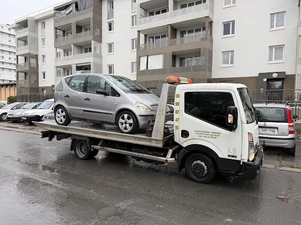 Photo publiée sur la fiche Google de BEST ÉPAVISTE ♻️ ENLÈVEMENT D’ÉPAVE 100% GRATUIT - EPAVISTE GRATUIT AGRÉÉ CENTRE VHU ♻️ DÉPANNAGE - REMORQUAGE AUTO PARIS IDF, Vigneux-sur-Seine