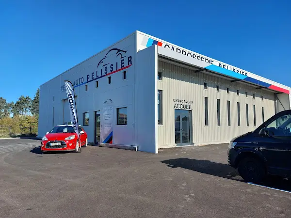 Photo publiée sur la fiche Google de Carrosserie Pelissier, Le Thor