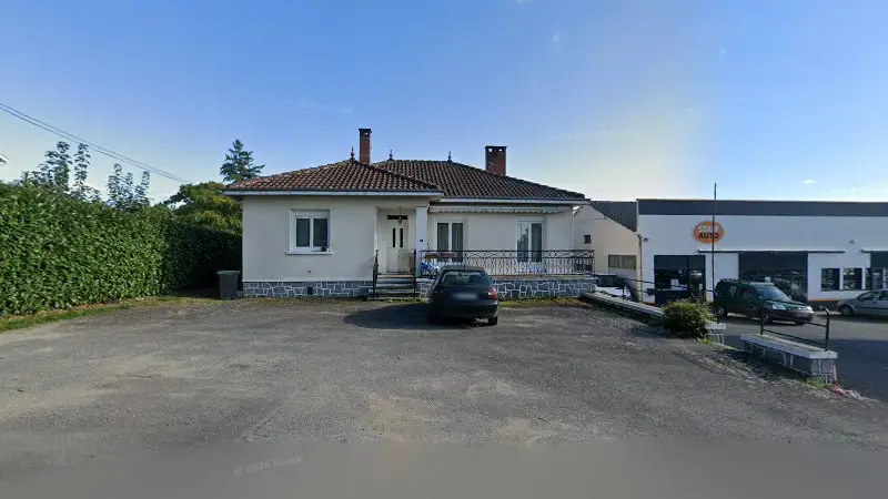 Vue de la rue devant EURL Garage RMS Mécanique, Oradour-sur-Vayres