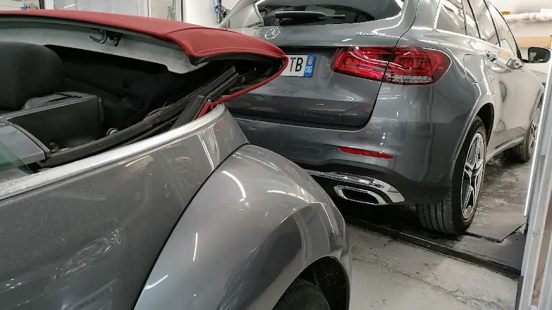 Photo publiée sur la fiche Google de MV Carrosserie Franchise offerte jusqu’à 100%, Nice