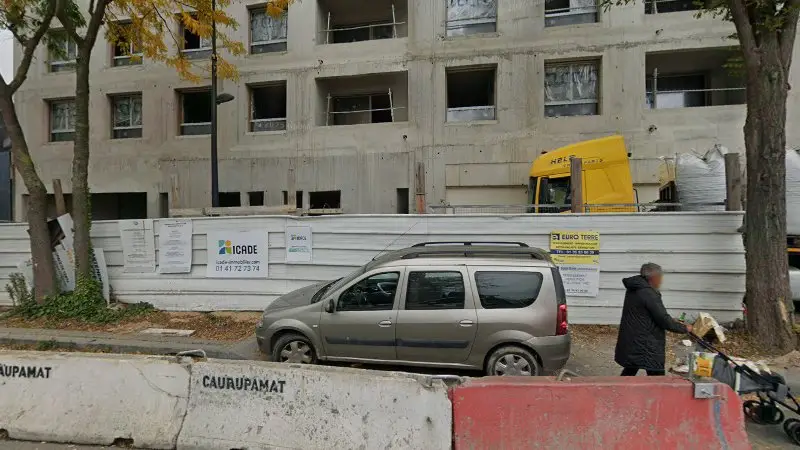 Vue de la rue devant Mécanique, Carrosserie, Peinture, Pierrefitte sur seine, Saint-Denis