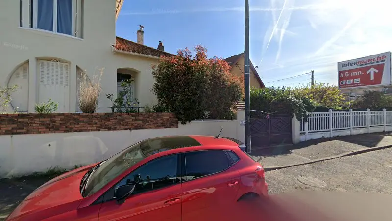 Vue de la rue devant Lm Equipement, Vigneux-sur-Seine