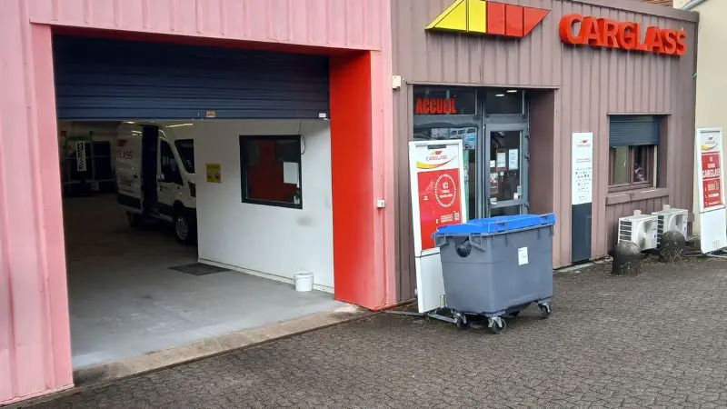 Photo publiée sur la fiche Google de CARGLASS Pare-Brise St Etienne les Remiremont, Saint-Étienne-lès-Remiremont
